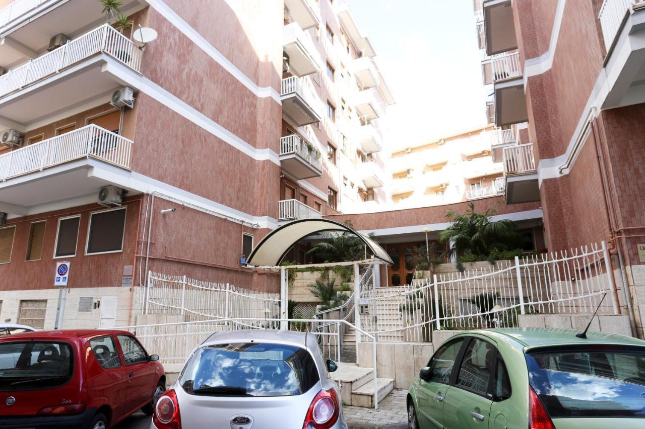 Ferienwohnung Le Stanze Di Mami Salerno Exterior foto